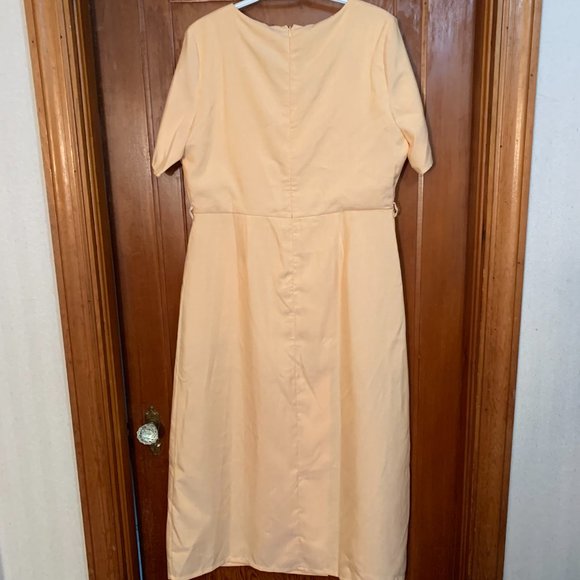Love Sadie Pale Peach Short Sleeve Wrap Bottom Look Dress Size XL - Picture 11 of 13